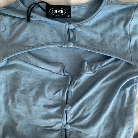 Cider Cut Out Long Sleeve Top - Picture 5 of 6